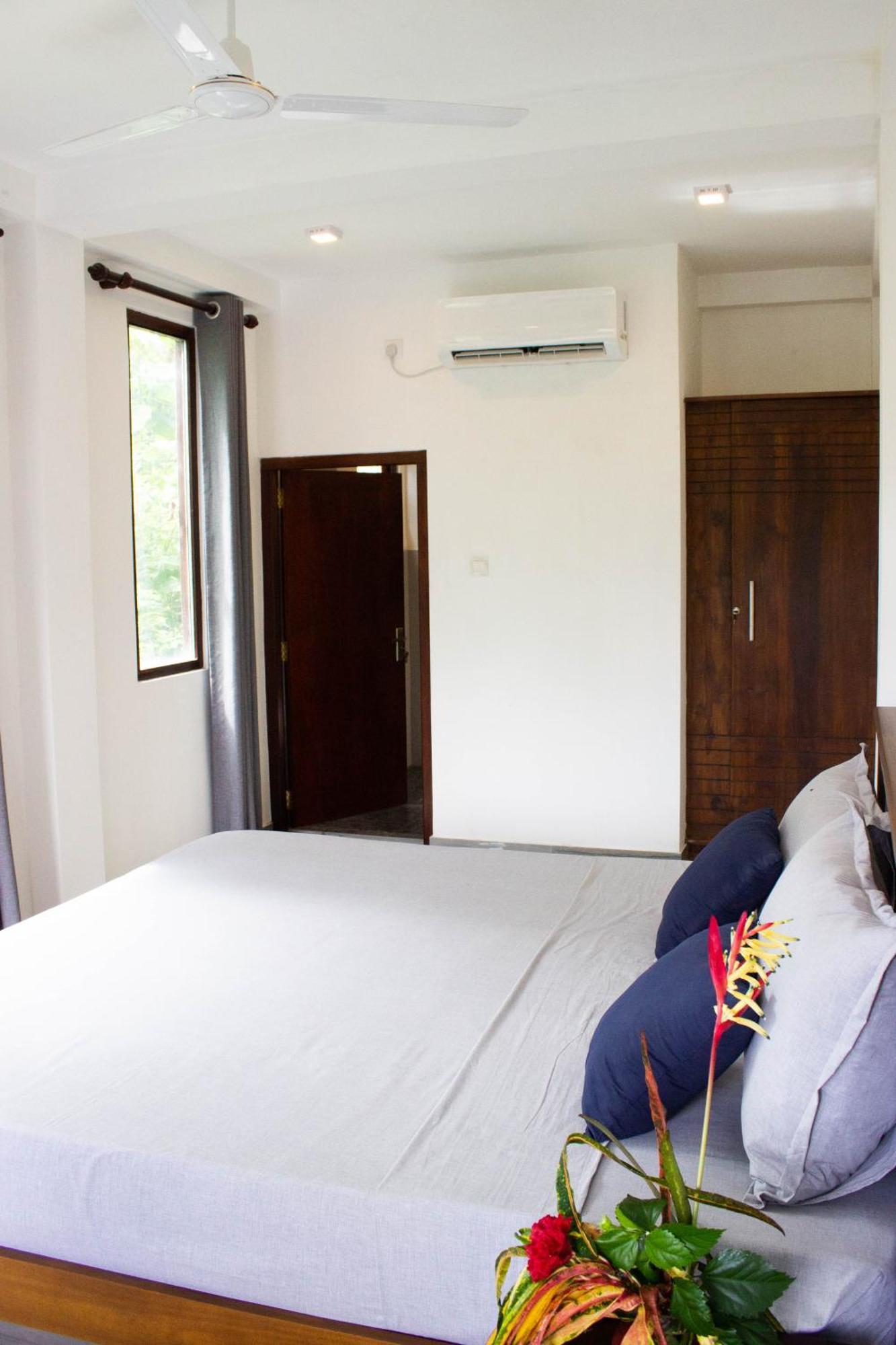 Uralsurf House Hotell Weligama Eksteriør bilde