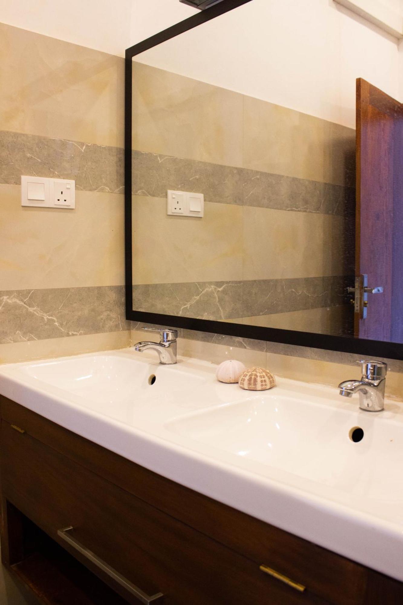 Uralsurf House Hotell Weligama Eksteriør bilde