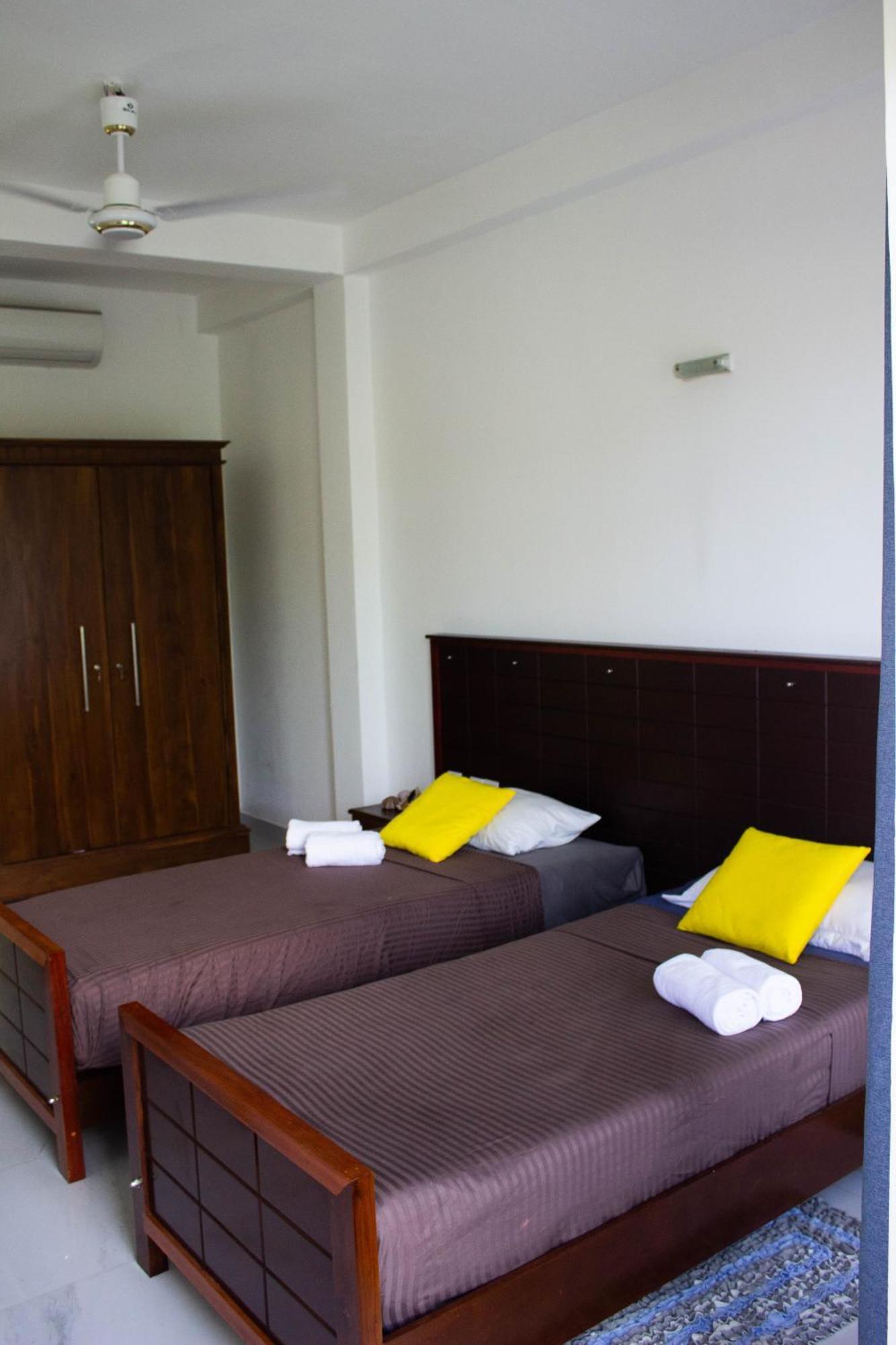 Uralsurf House Hotell Weligama Eksteriør bilde