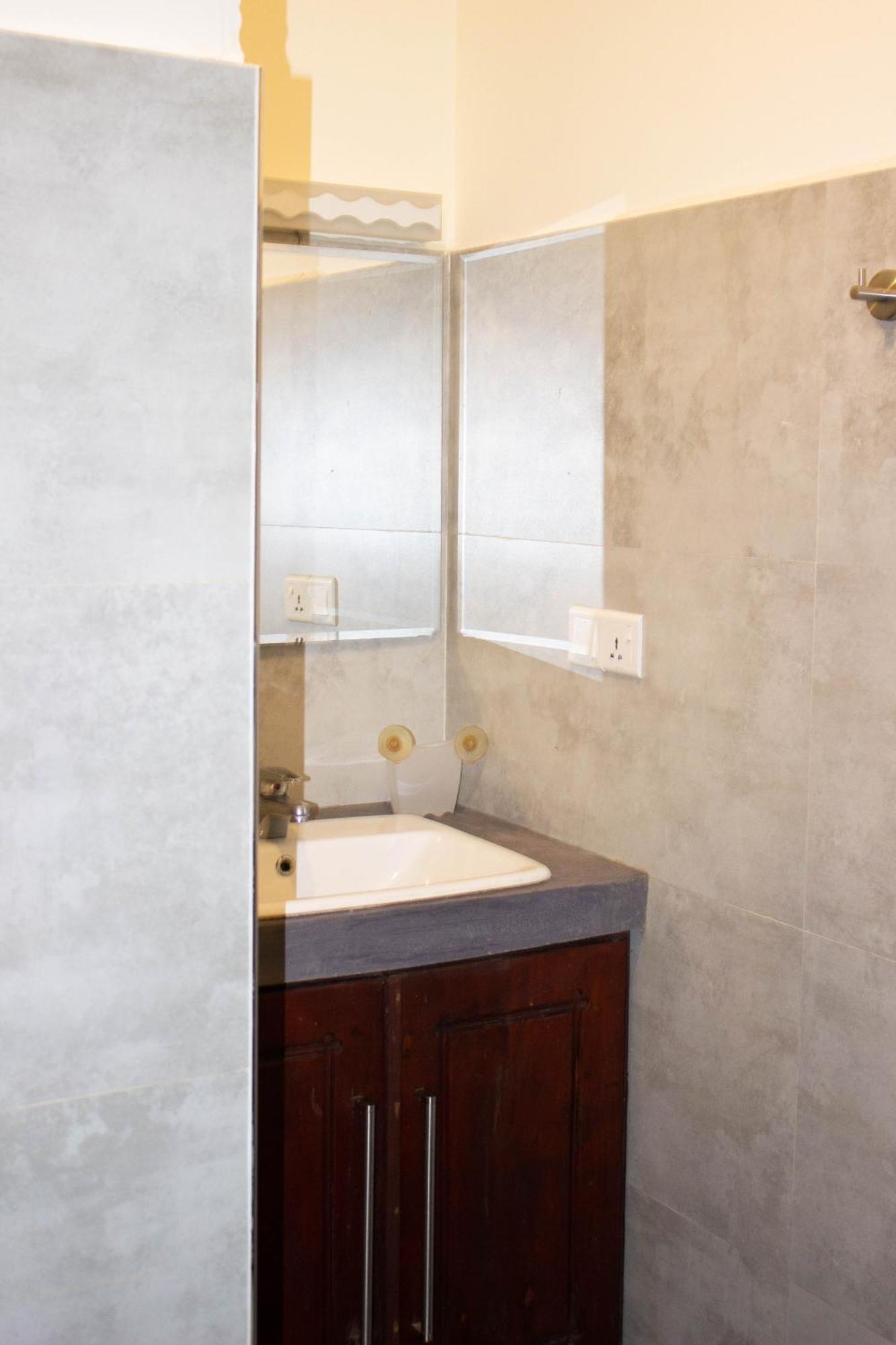 Uralsurf House Hotell Weligama Eksteriør bilde